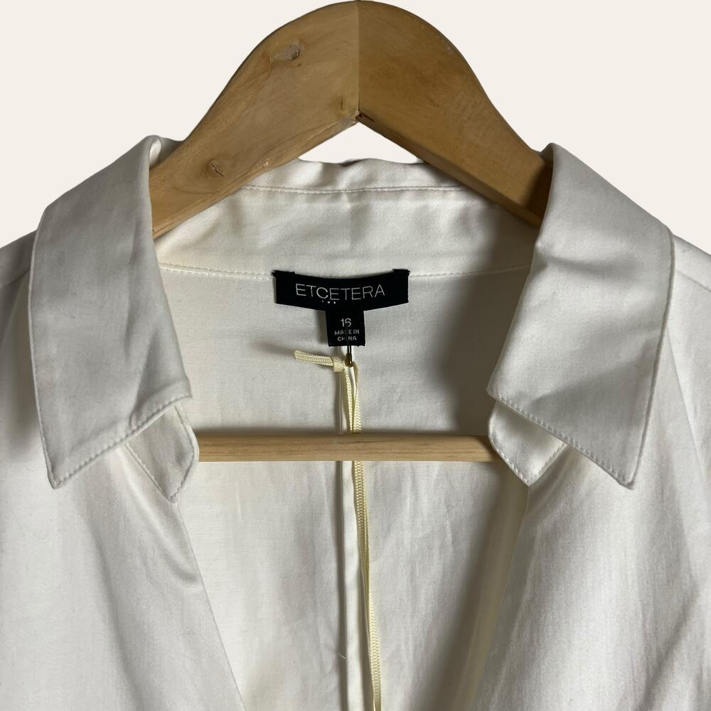 Etcetera Solid White Gathered V-Neck Long Sleeve … - image 2